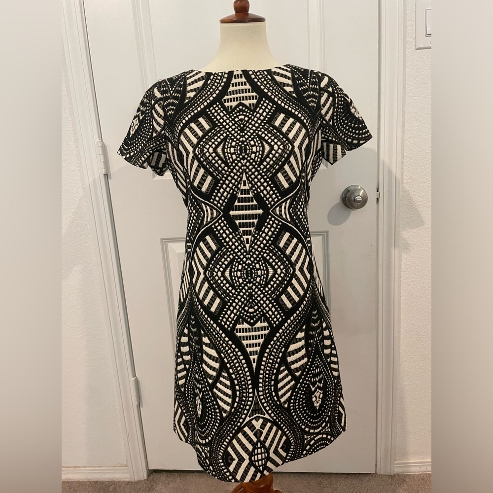 Alice + Olivia dress size 6